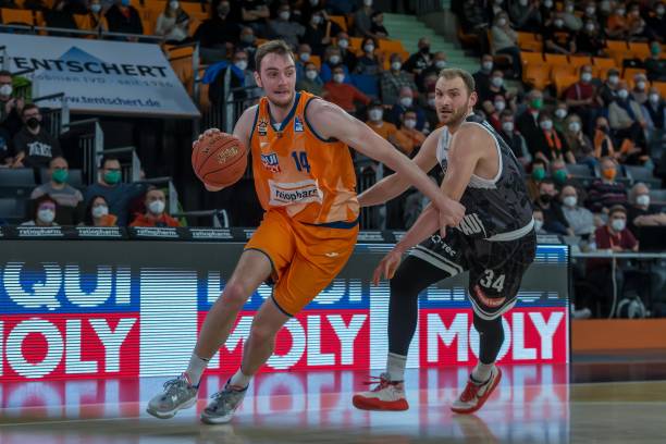 赛场上取得 赛场上取得