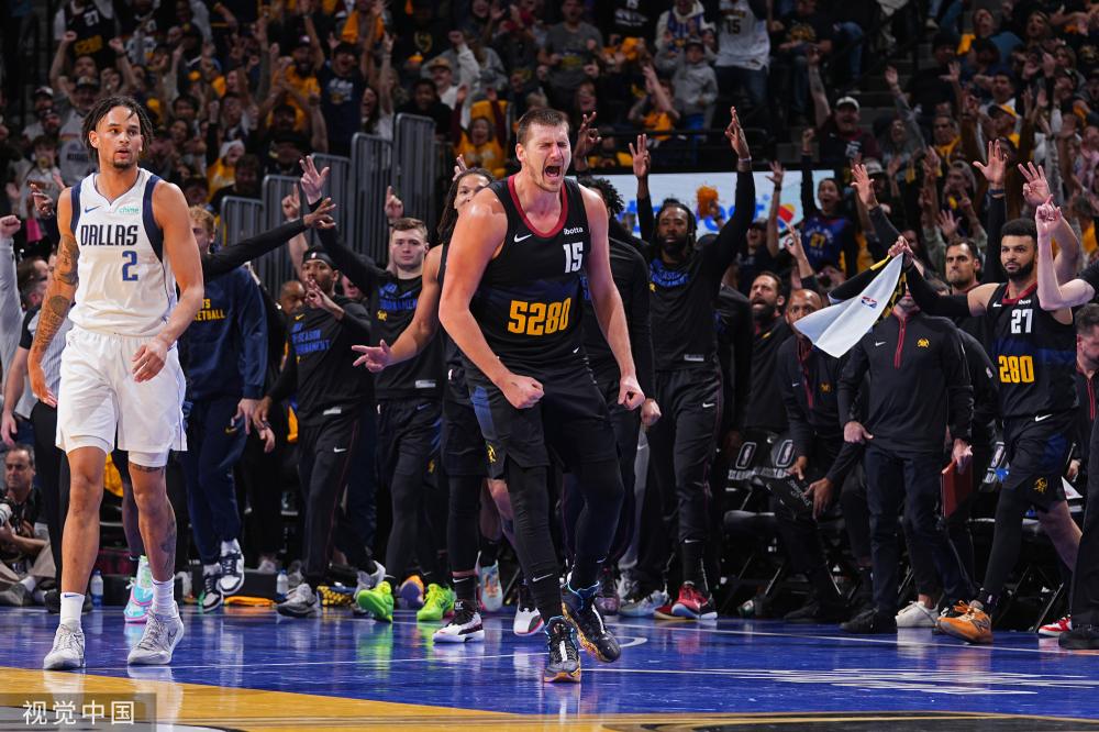 女队迎来了 女队迎来了