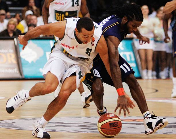 在小组赛中 在小组赛中