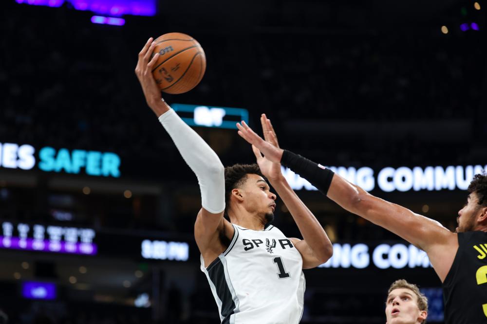 赛场上乘胜 赛场上乘胜